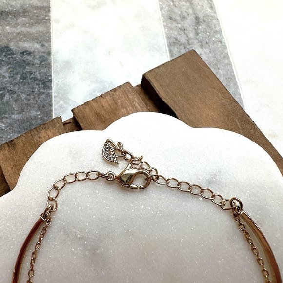 New Swarovski Minnie Gold Bangle Bracelet - Picture 3 of 5